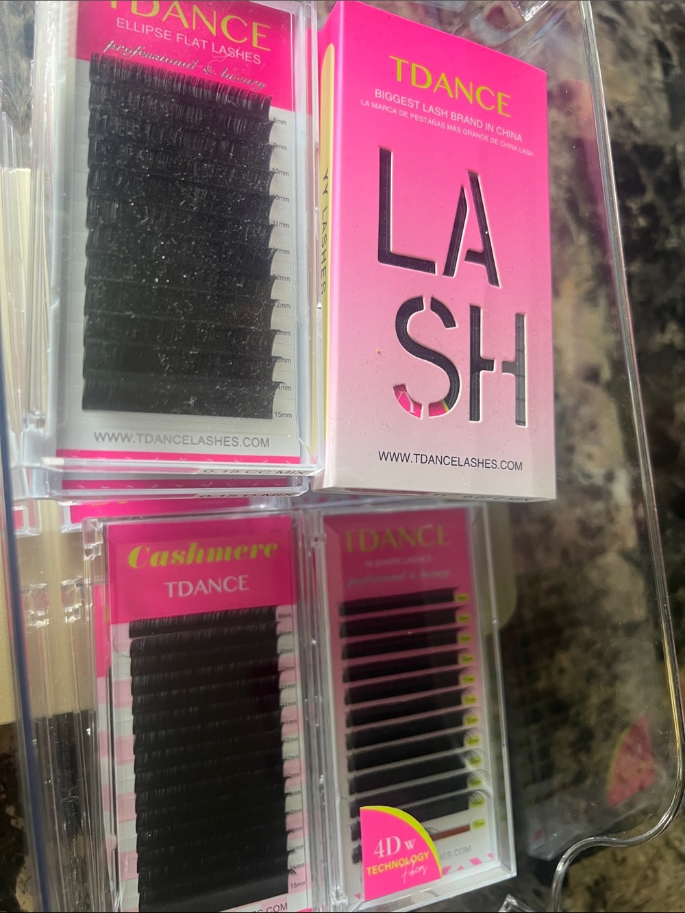 Cashmere Black False Eyelash Extensions - Black